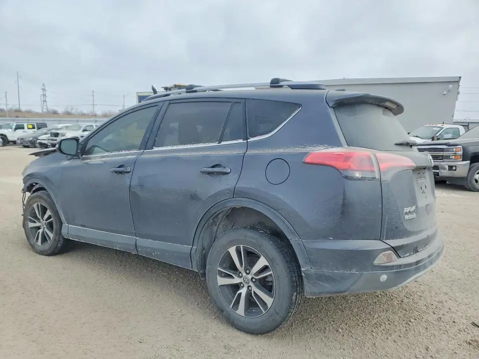 2018 TOYOTA RAV4 XLE  