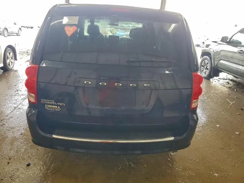 2013 DODGE GRAND CARAVAN SE  
