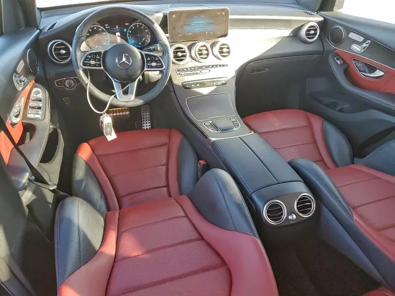 2021 MERCEDES-BENZ GLC 300 4MATIC  