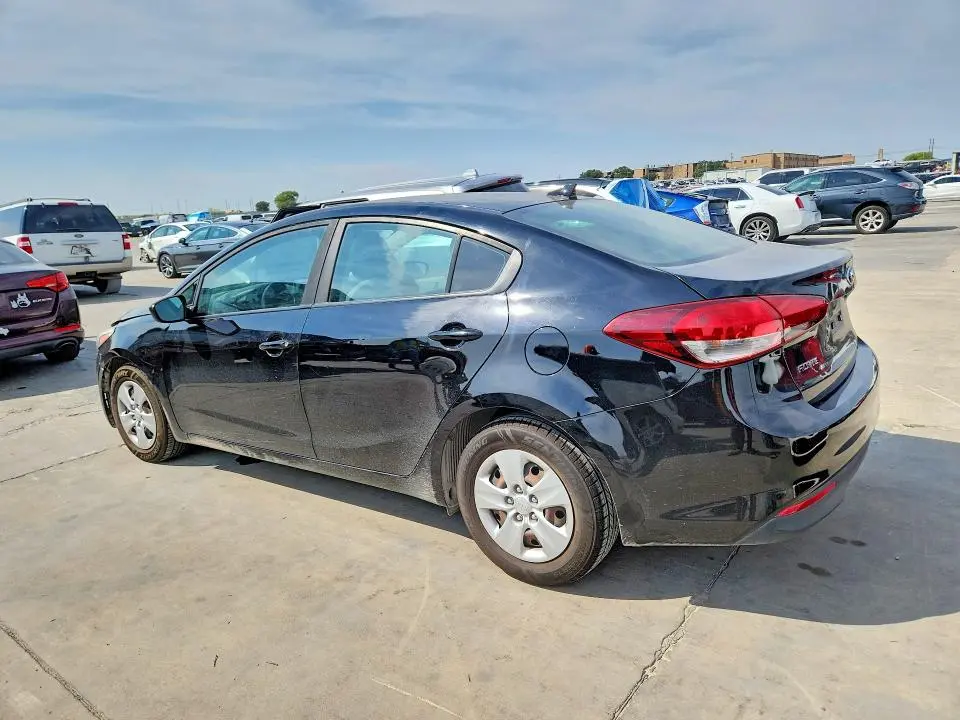 2018 KIA FORTE LX  