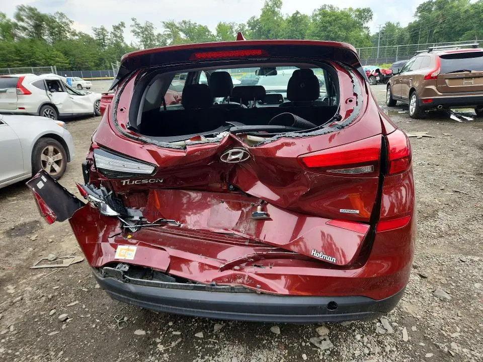 2019 HYUNDAI TUCSON SE  