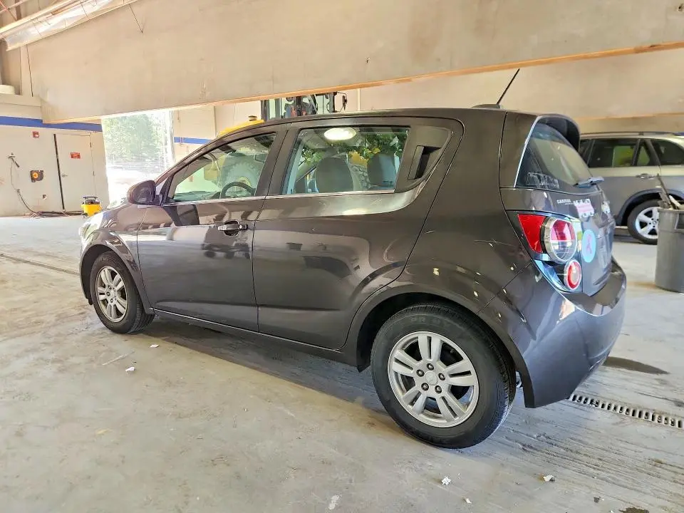 2015 CHEVROLET SONIC LT  