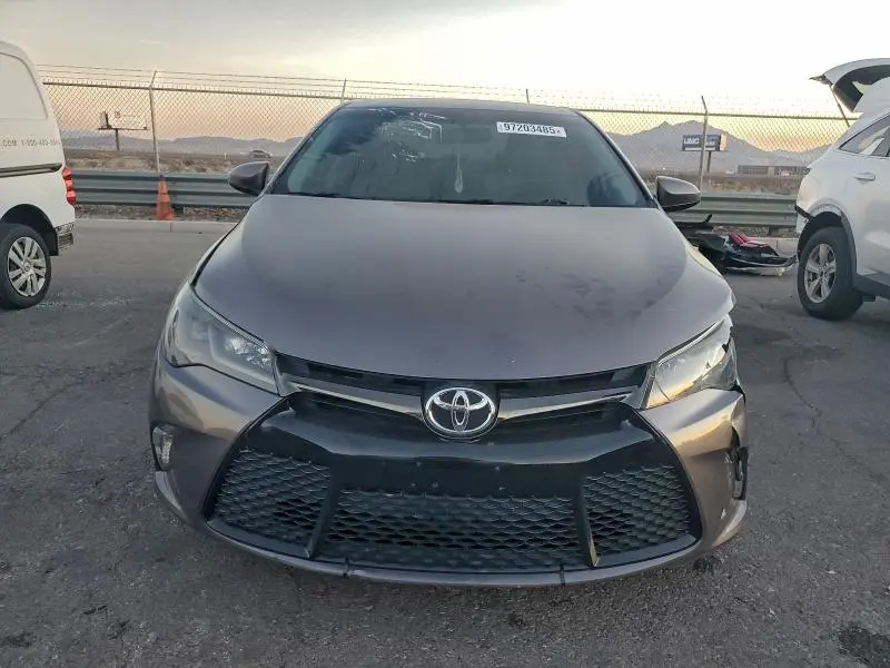 2016 TOYOTA CAMRY LE  