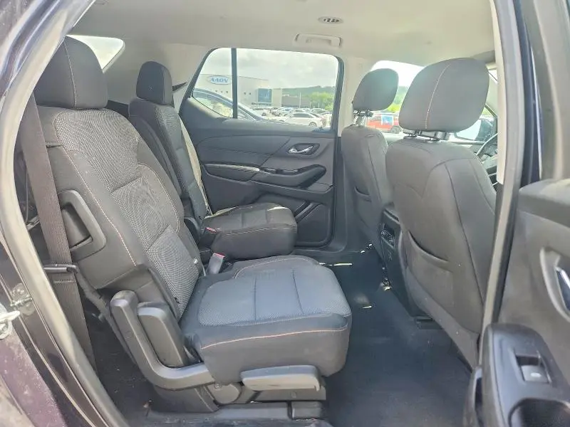 2020 CHEVROLET TRAVERSE LT  