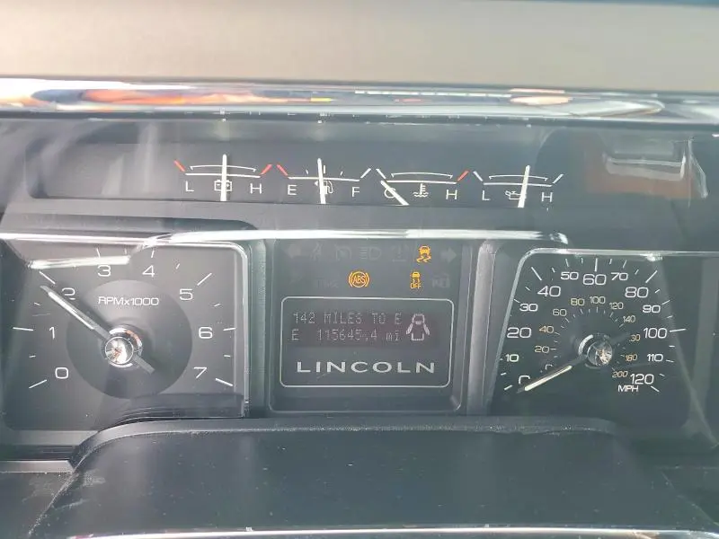 2014 LINCOLN NAVIGATOR   