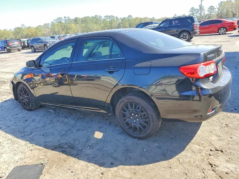 2013 TOYOTA COROLLA LE  