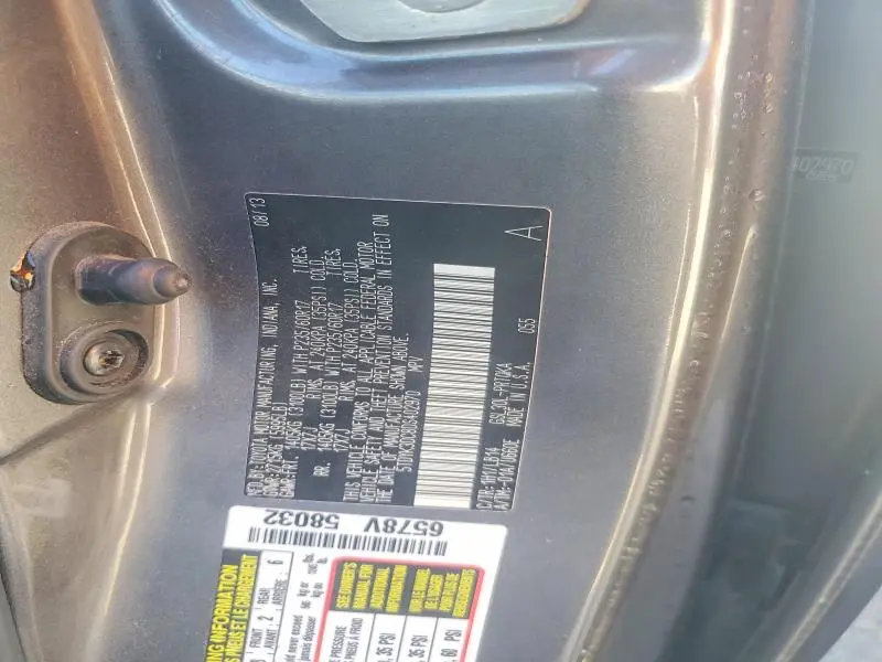 2013 TOYOTA SIENNA XLE 8-PASSENGER  