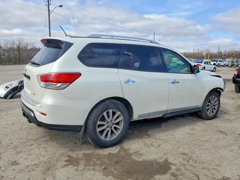 2015 NISSAN PATHFINDER SL  