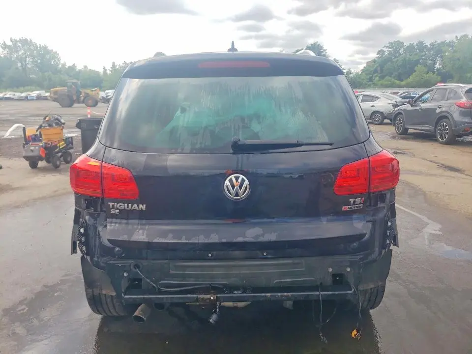 2016 VOLKSWAGEN TIGUAN S  