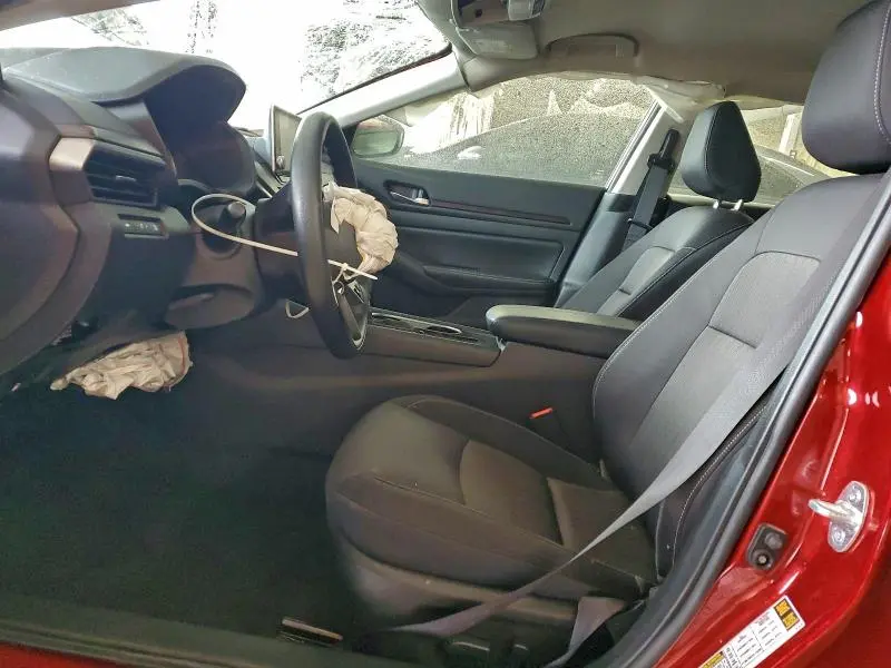 2024 NISSAN ALTIMA SV  