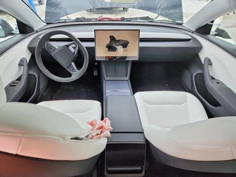 2026 TESLA MODEL 3   