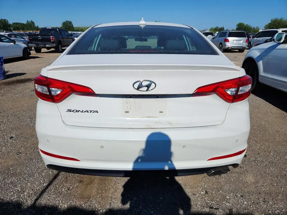 2016 HYUNDAI SONATA SE  