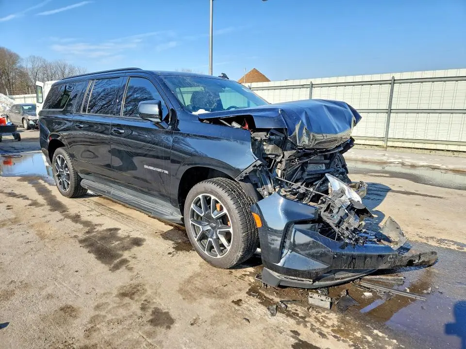 2021 CHEVROLET SUBURBAN K1500 LT  