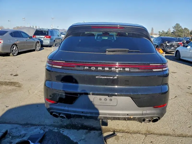 2025 PORSCHE CAYENNE SE HYBRID  
