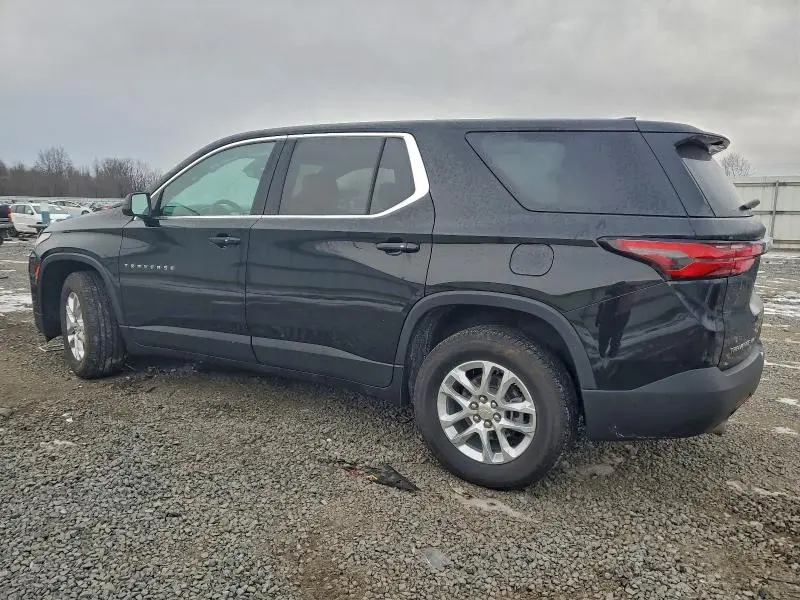 2023 CHEVROLET TRAVERSE LS  