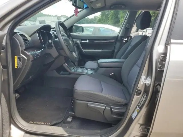 2012 KIA SORENTO BASE  