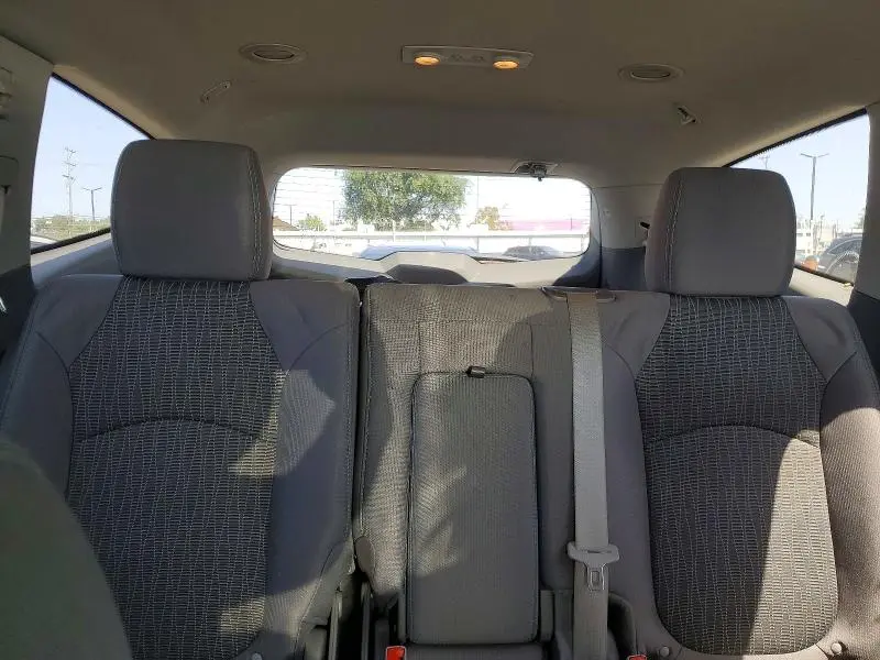 2017 CHEVROLET TRAVERSE LS  