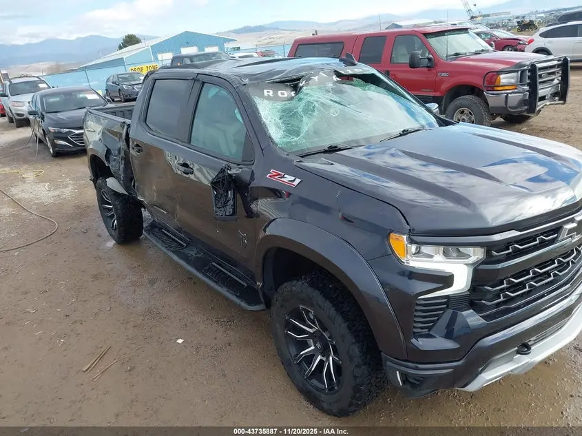 2022 CHEVROLET SILVERADO 1500 4WD  SHORT BED RST