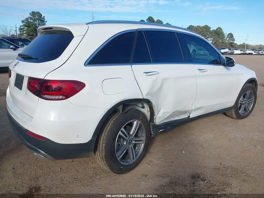 2021 MERCEDES-BENZ GLC 300 SUV