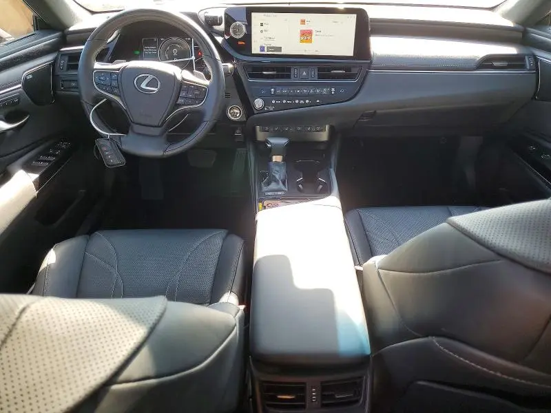 2024 LEXUS ES 300H LUXURY  