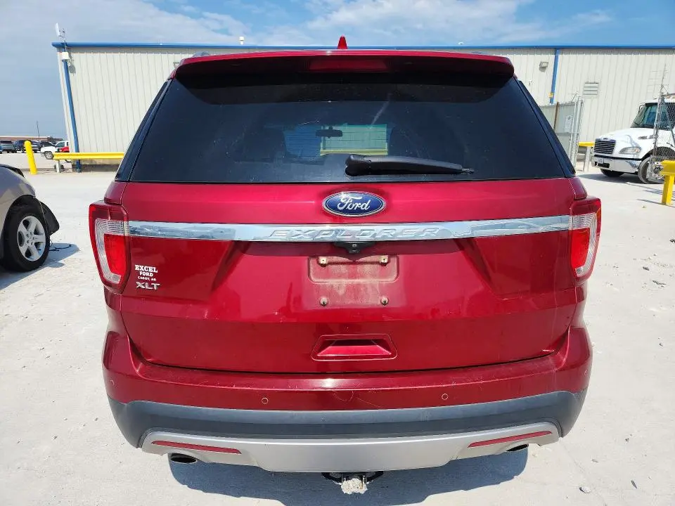 2017 FORD EXPLORER XLT  