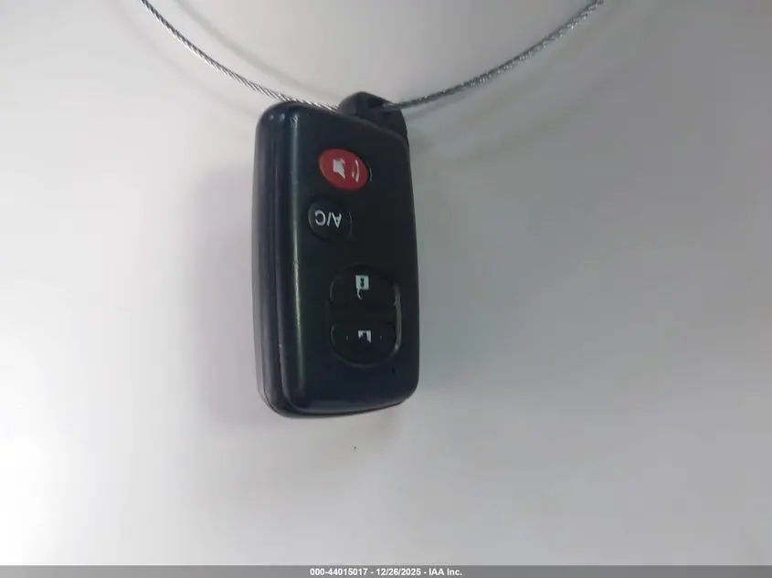 2012 TOYOTA PRIUS THREE