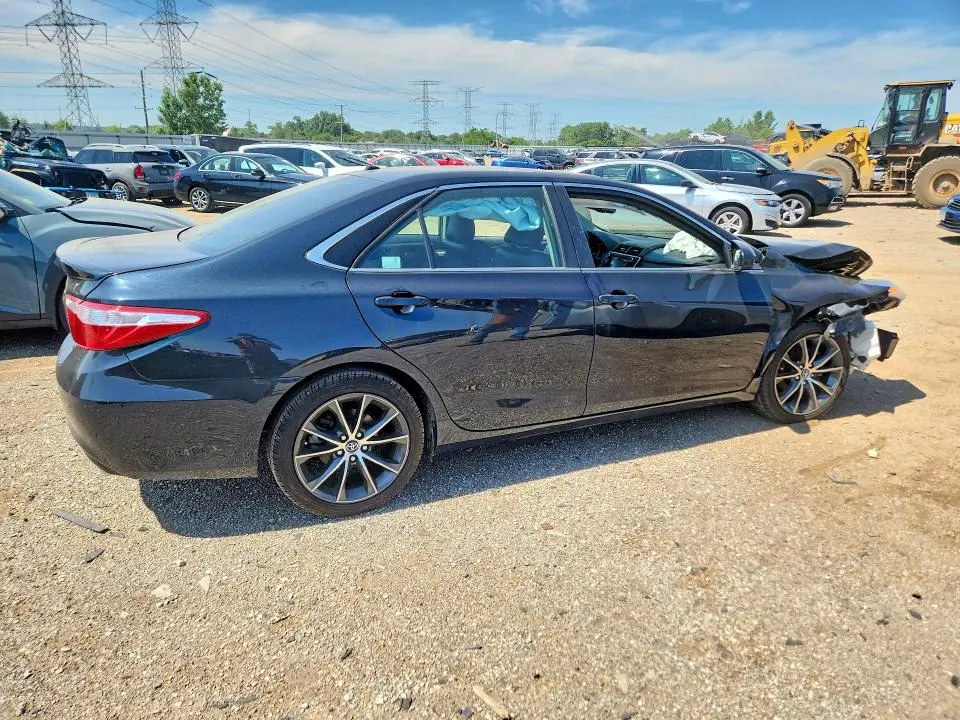 2017 TOYOTA CAMRY XSE  