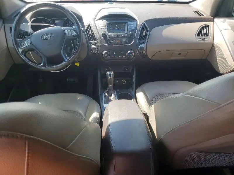 2015 HYUNDAI TUCSON SE  