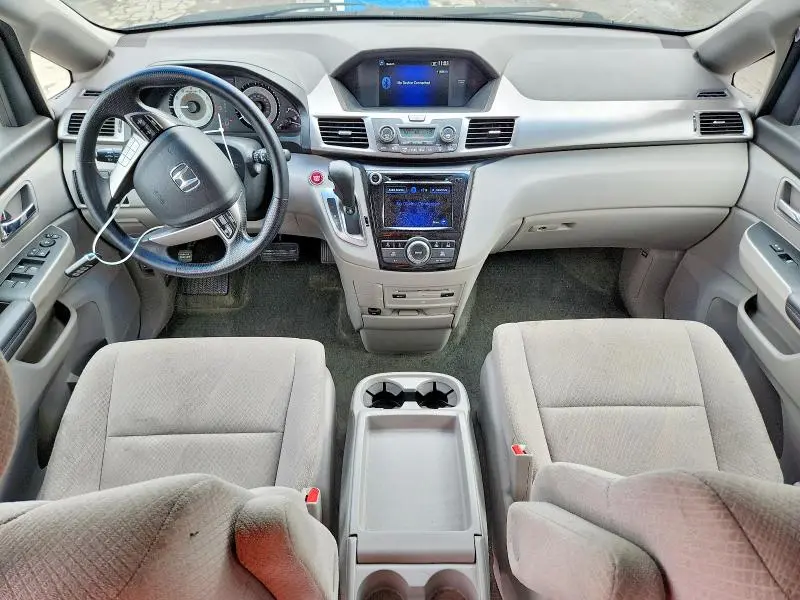 2016 HONDA ODYSSEY SE  