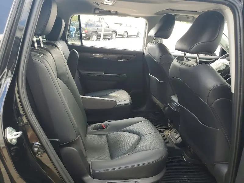 2020 TOYOTA HIGHLANDER LIMITED  
