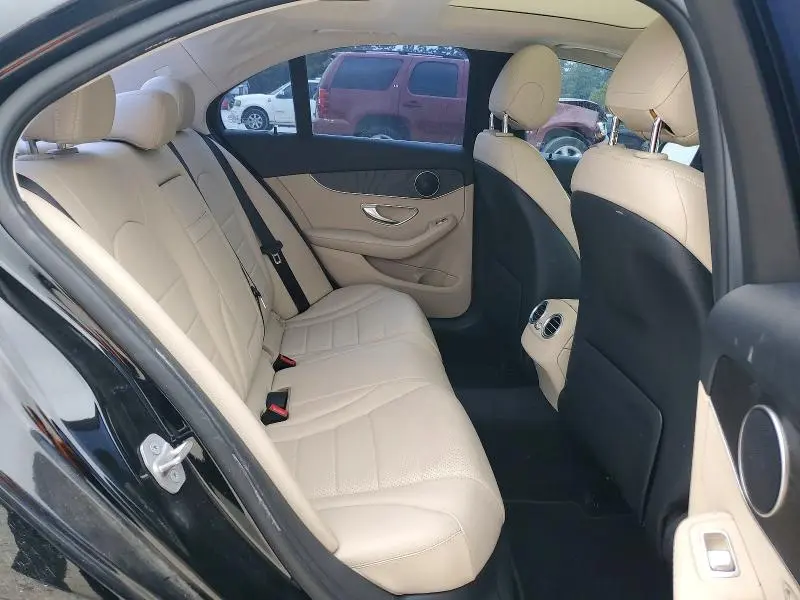 2016 MERCEDES-BENZ C 300  