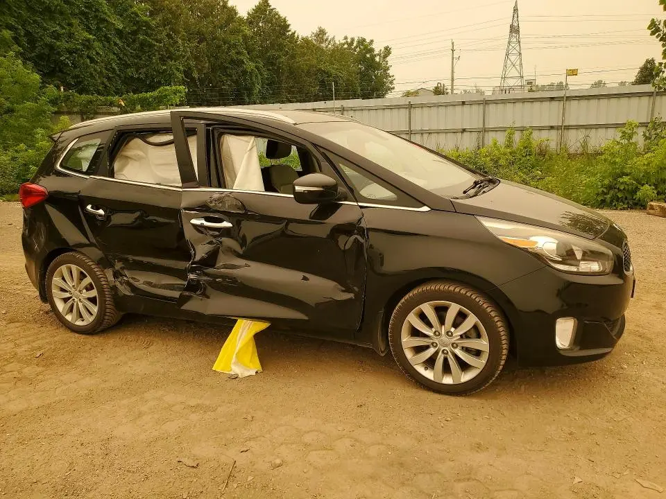 2015 KIA RONDO   