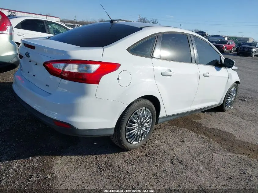 2012 FORD FOCUS SE