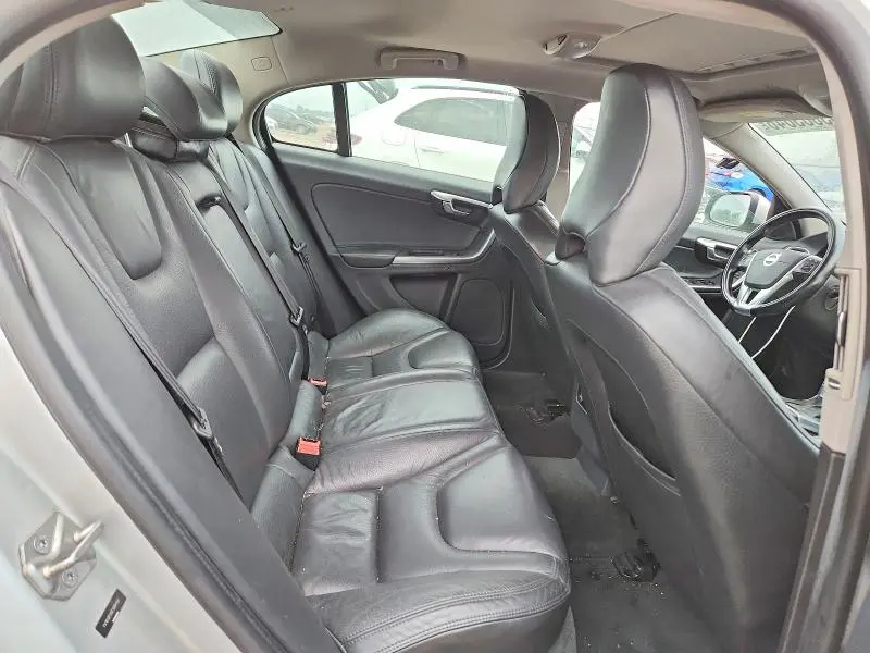 2014 VOLVO S60 T5  