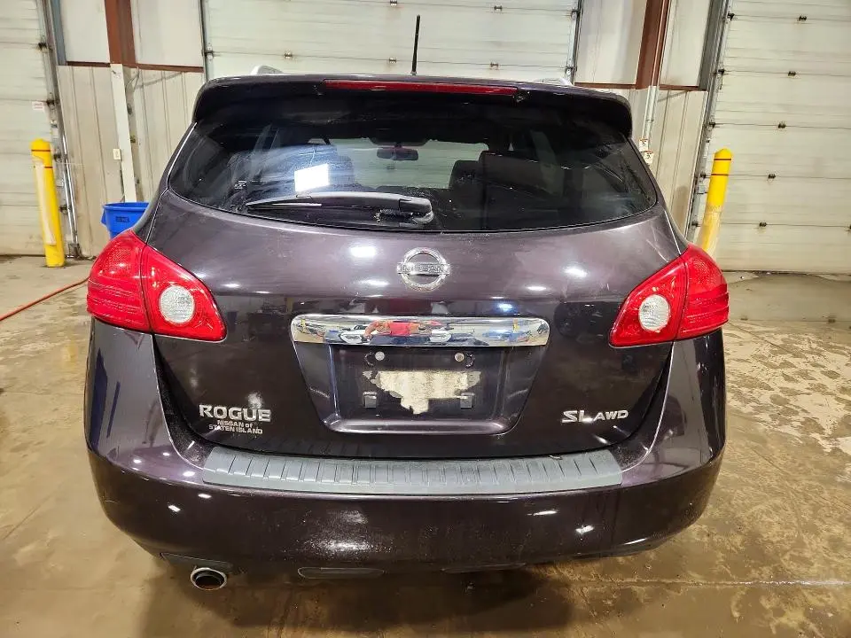 2012 NISSAN ROGUE S  