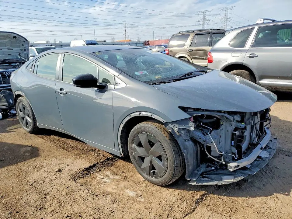 2024 TOYOTA PRIUS LE  