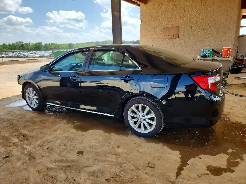2012 TOYOTA CAMRY XLE  