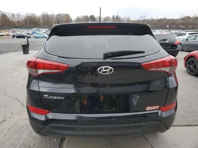 2018 HYUNDAI TUCSON SE  