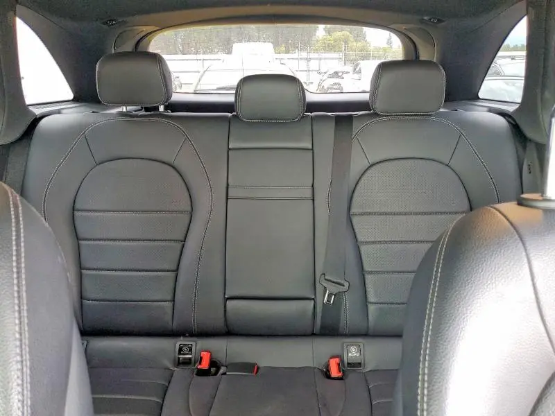 2020 MERCEDES-BENZ GLC 300  