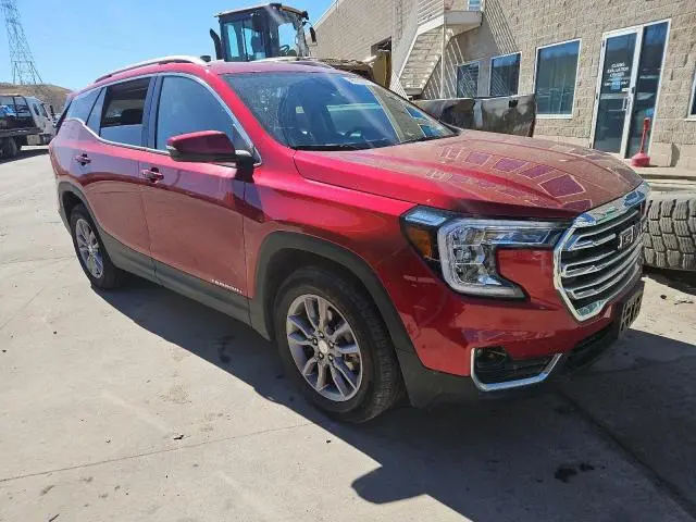 2023 GMC TERRAIN SLT  