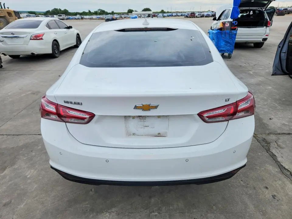 2022 CHEVROLET MALIBU LT  