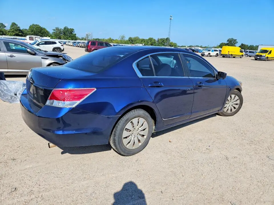 2010 HONDA ACCORD LX  