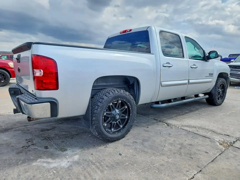 2013 CHEVROLET SILVERADO C1500 LT  