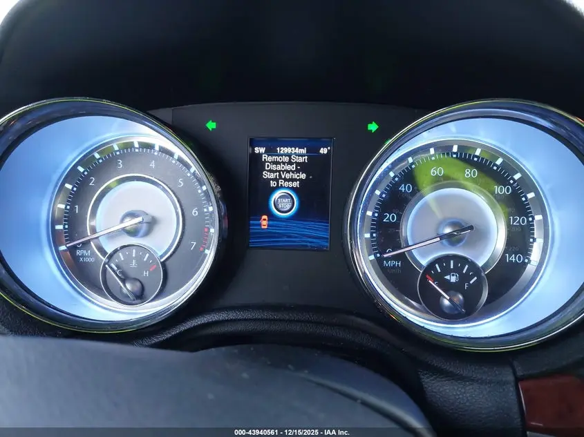 2013 CHRYSLER 300 MOTOWN