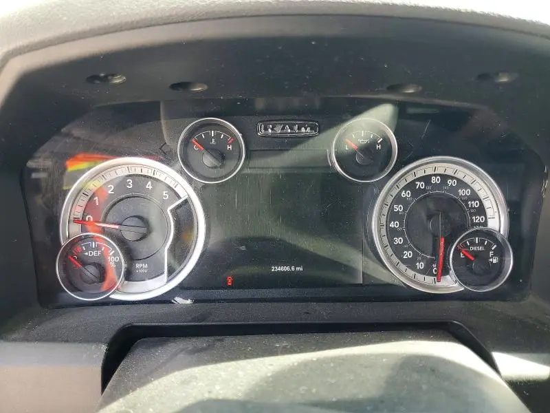 2015 RAM 1500 SLT  