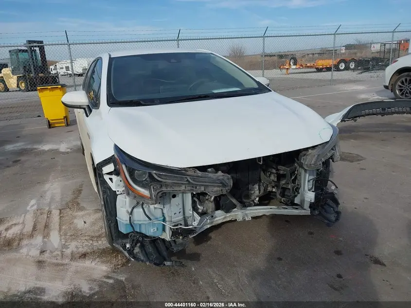 2020 TOYOTA COROLLA HYBRID LE