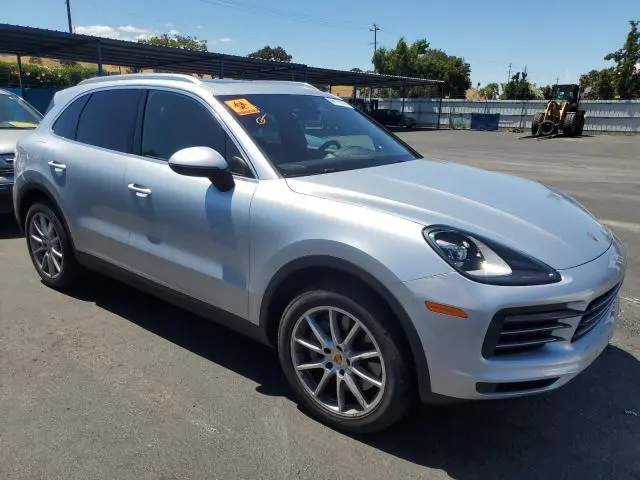 2019 PORSCHE CAYENNE S  