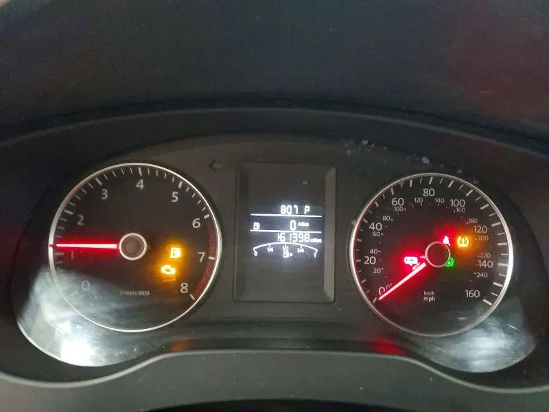 2013 VOLKSWAGEN JETTA SE  