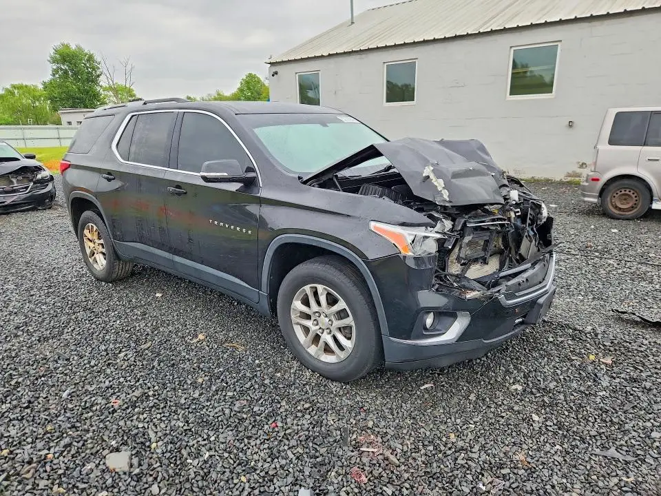 2018 CHEVROLET TRAVERSE LT  