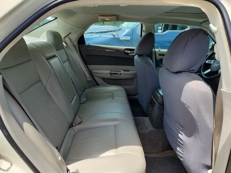 2010 CHRYSLER 300 TOURING  